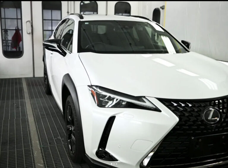磨き・再コーティングを施工させていただきました。
